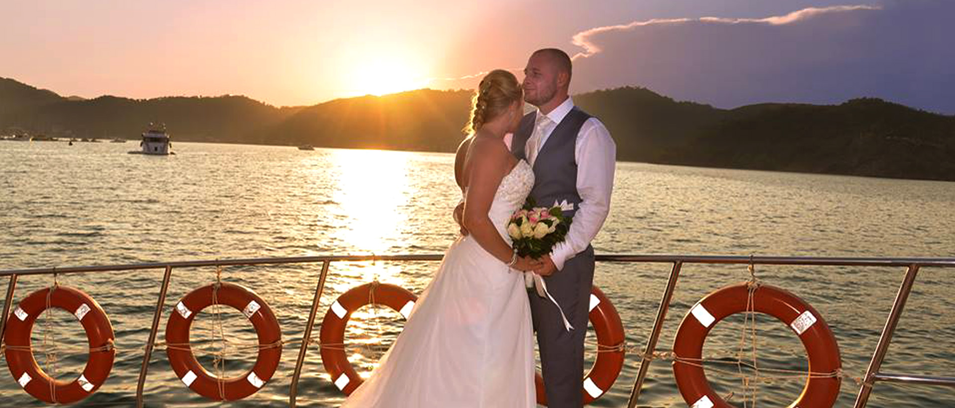 On The Yacht Wedding Packages